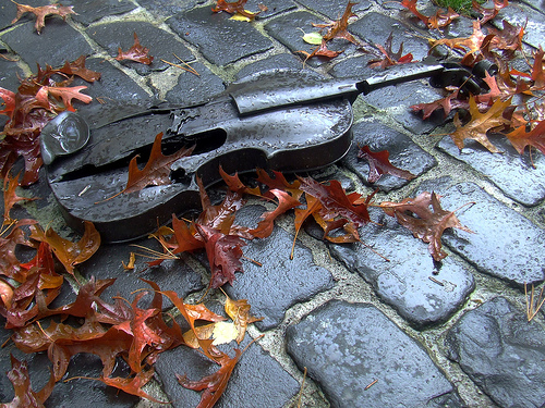 Broken violin at the Oregon Holocaust Memorial